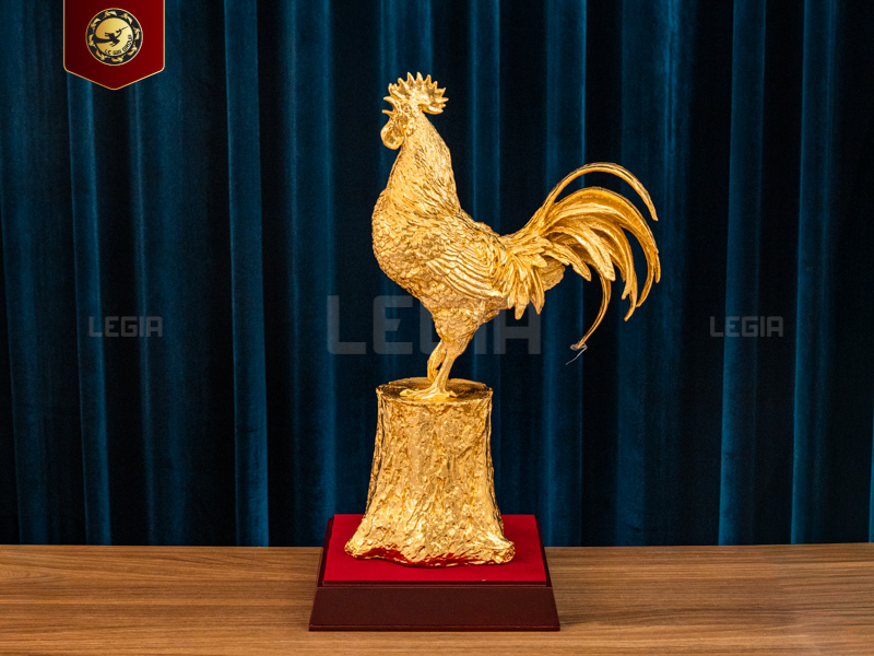 Tượng Gà trống đứng gốc cây - Dát Vàng - cao 48cm thumbnail
